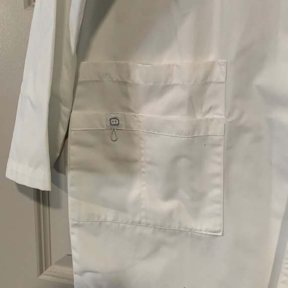 WonderWink Lab Coat size medium - Picture 3 of 15